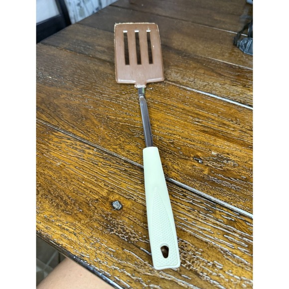 Vintage EKCO USA Slotted Turner Spatula Kitchen Utensil Baking Cooking Tool - Picture 1 of 4